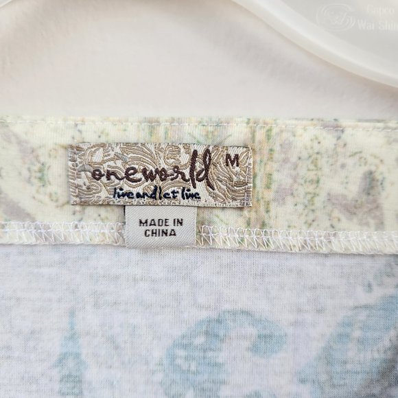 One world live and let live blouse, Medium. - Picture 2 of 5
